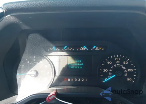 2016 Ford F-150 Xl z USA, uszkodzony, nr VIN 1FTEX1C85GKE63744